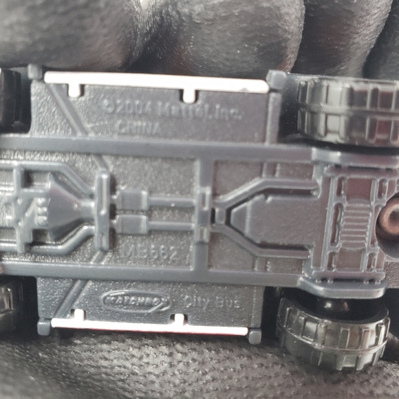 Matchbox Metro Shuttle Bus MBTA Diecast Die-cast Toy - Picture 15 of 16